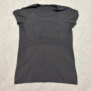 Lululemon Swiftly Tech Short Sleeve - Size 10